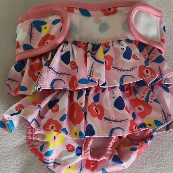 Female Washable Doggy Wrap Diaper - Floral Pink - Picture 2 of 7